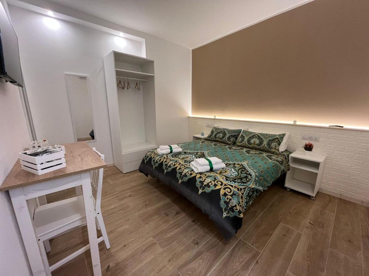 Aura B&B Bari Eksteriør billede